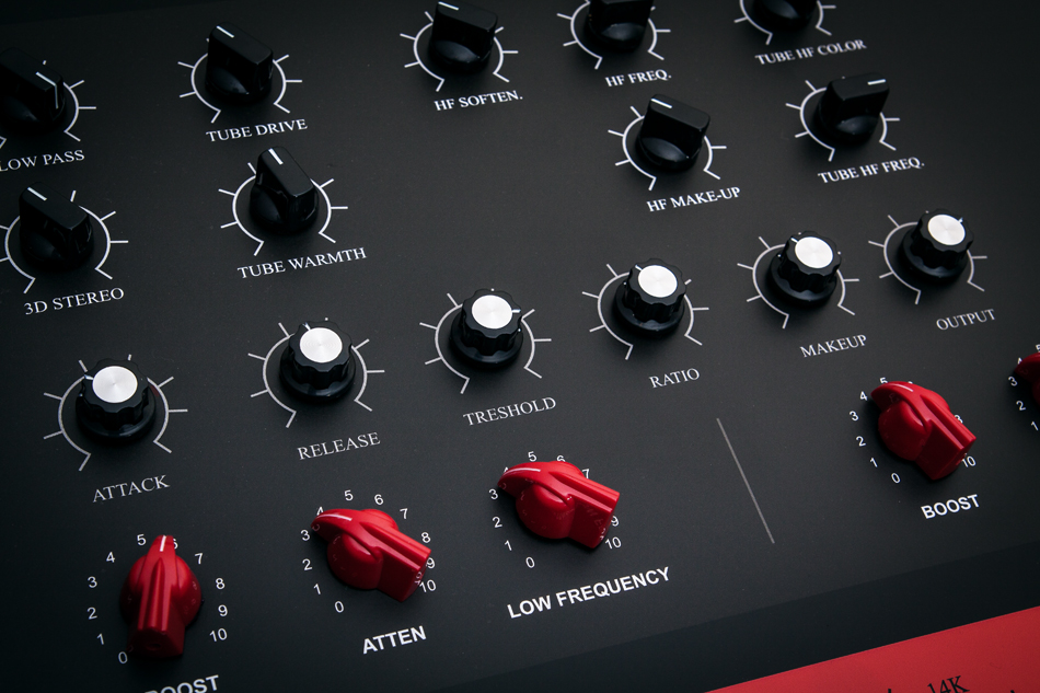 Studio Equipment ONLINE MASTERING STUDIO.EU