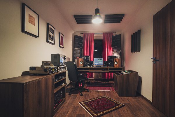 Online Mix / Mastering studio.EU - Studio Two